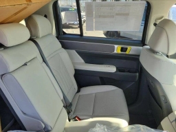 Hyundai Santa Fe Hybrid SEL AWD 2026