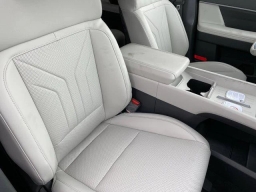 Hyundai Santa Fe Hybrid SEL AWD 2026
