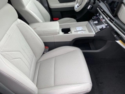 Hyundai Santa Fe Hybrid SEL AWD 2026