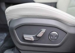 Hyundai Santa Fe Hybrid SEL AWD 2026