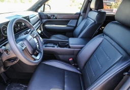 Hyundai Santa Fe Calligraphy FWD 2025