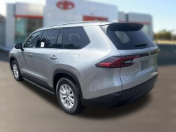 Toyota Grand Highlander XLE AWD (Natl) 2026