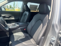 Toyota Grand Highlander XLE AWD (Natl) 2026
