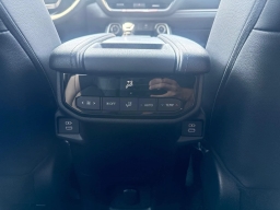 Toyota Grand Highlander XLE AWD (Natl) 2026