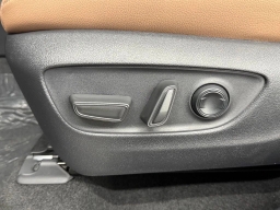 Toyota Grand Highlander Platinum AWD (Natl) 2026
