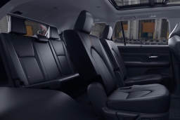 Toyota Grand Highlander Platinum AWD (Natl) 2026