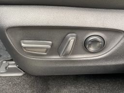 Toyota Grand Highlander Platinum AWD (Natl) 2026