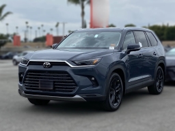Toyota Grand Highlander Platinum AWD (Natl) 2026