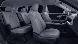 Toyota Grand Highlander XLE AWD (Natl) 2026