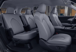 Toyota Grand Highlander Hybrid XLE AWD (Natl) 2026