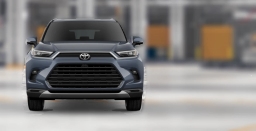 Toyota Grand Highlander Hybrid Limited AWD (Natl) 2026