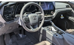 Lexus TX TX 550h+ Luxury AWD 2026