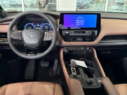 Toyota Grand Highlander Hybrid MAX Platinum AWD (Natl) 2026