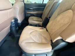 Toyota Grand Highlander Hybrid MAX Platinum AWD (Natl) 2026
