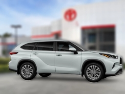 Toyota Highlander Hybrid Platinum AWD (Natl) 2026
