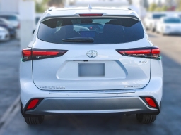 Toyota Highlander Hybrid Platinum AWD (Natl) 2026