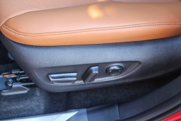 Toyota Highlander Hybrid Platinum AWD (Natl) 2026