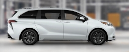 Toyota Sienna Platinum AWD 7-Passenger (Natl) 2026