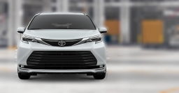Toyota Sienna Platinum AWD 7-Passenger (Natl) 2026