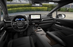 Toyota Sienna Platinum AWD 7-Passenger (Natl) 2026