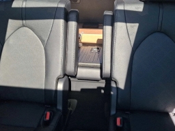 Toyota Highlander Platinum AWD (Natl) 2026