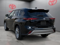 Toyota Highlander Platinum AWD (Natl) 2026