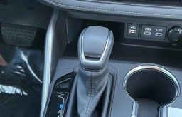Toyota Highlander XLE AWD (Natl) 2026
