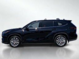 Toyota Highlander Platinum AWD (Natl) 2026
