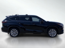Toyota Highlander Platinum AWD (Natl) 2026