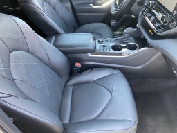 Toyota Highlander Platinum AWD (Natl) 2026