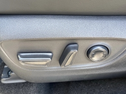Toyota Highlander Platinum AWD (Natl) 2026