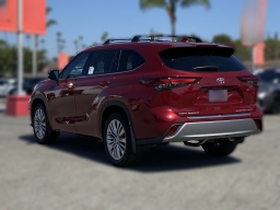 Toyota Highlander Platinum AWD (Natl) 2026