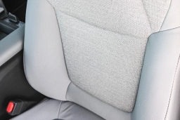 Toyota Sienna LE FWD 8-Passenger (Natl) 2026