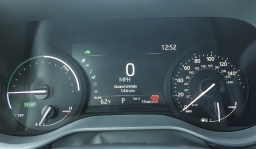 Toyota Sienna LE FWD 8-Passenger (Natl) 2026
