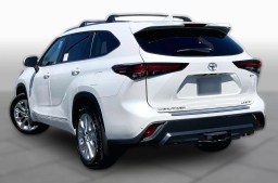 Toyota Highlander Hybrid Limited AWD (Natl) 2026