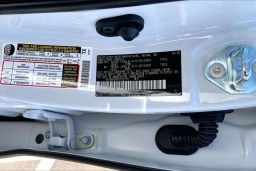 Toyota Highlander Hybrid Limited AWD (Natl) 2026