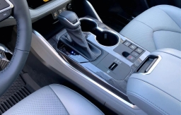 Toyota Highlander Hybrid Limited AWD (Natl) 2026