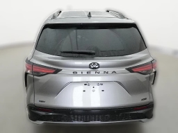 Toyota Sienna XSE FWD 7-Passenger (Natl) 2026
