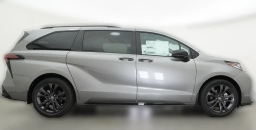 Toyota Sienna XSE FWD 7-Passenger (Natl) 2026