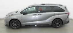Toyota Sienna XSE FWD 7-Passenger (Natl) 2026