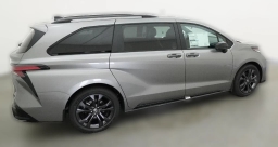 Toyota Sienna XSE FWD 7-Passenger (Natl) 2026