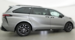 Toyota Sienna XSE FWD 7-Passenger (Natl) 2026