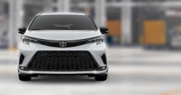 Toyota Sienna XSE FWD 7-Passenger (Natl) 2026