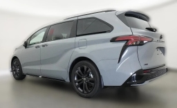 Toyota Sienna XSE FWD 7-Passenger (Natl) 2026