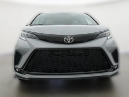 Toyota Sienna XSE FWD 7-Passenger (Natl) 2026