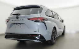 Toyota Sienna XSE FWD 7-Passenger (Natl) 2026