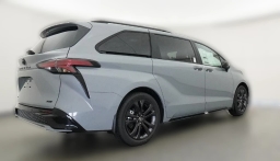 Toyota Sienna XSE FWD 7-Passenger (Natl) 2026