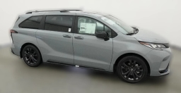 Toyota Sienna XSE FWD 7-Passenger (Natl) 2026