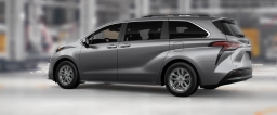Toyota Sienna XLE FWD 8-Passenger (Natl) 2026