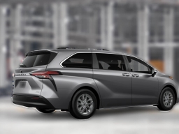 Toyota Sienna XLE FWD 8-Passenger (Natl) 2026